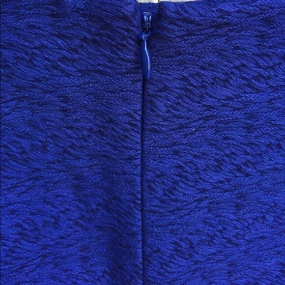 NWT Cabi Skirt Royal Blue Size 4 - Picture 6 of 7